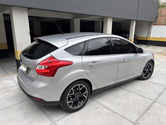FORD FOCUS 2.0 TITANIUM 16V FLEX 4P POWERSHIFT